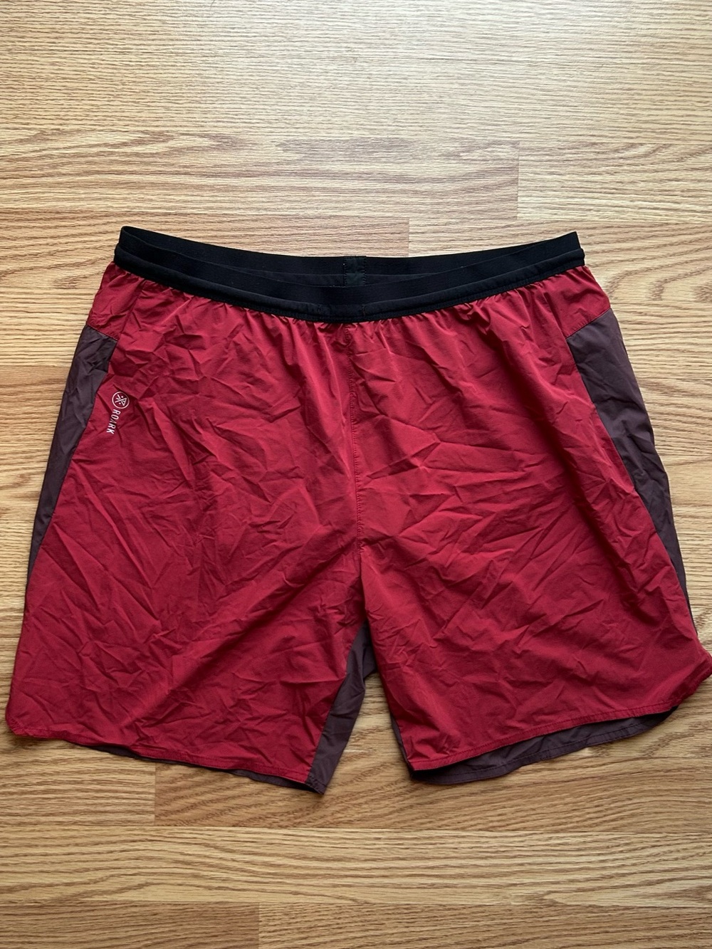 Roark Run Amok Running Shorts Red Size Large